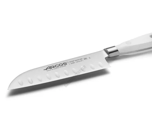 Santoku japán kés, 14 cm kovácsolt pengével, Arcos Riviera Blanc, fehér szegecselt nyéllel