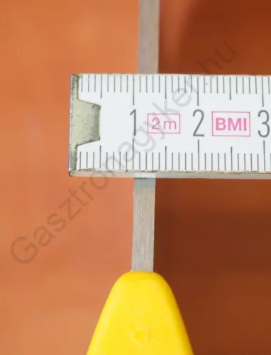 Bárd, 550 gramm, 19 cm-es 4 mm vastag penge, sárga nyél, Arcos