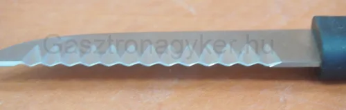 Céklavágó díszítőkés recés pengével 8,5×19,5 cm
