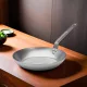 Vasserpenyő, grillserpenyő, 26 cm, Carbone Plus, de Buyer