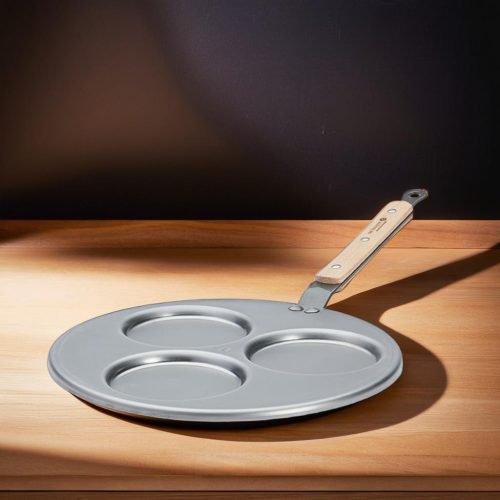 Palacsintasütő bükkfa nyéllel, tükörtojás sütő, 27 cm, de Buyer, vas
