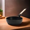 Mély serpenyő, 24 cm, bükkfanyéllel, tapadásmentes, de Buyer
