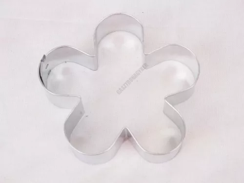 Fánkszaggató, virág forma, 8,5×2,5 cm