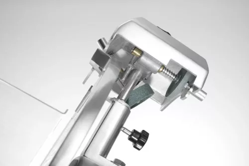 Szeletelőgép, késátmérő 30 cm, késélezővel, Profi Line, 420W HENDI