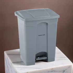 Pedálos szemetes, 68 l, polietilén, 49x41x66 cm, AmerBox
