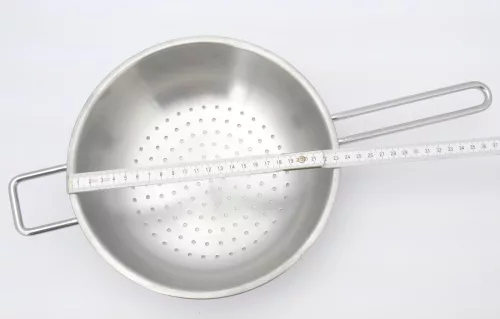 Nyeles szűrő, erős, 22 cm rozsdamentes