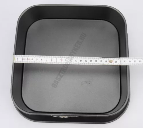 Tepsi, szögletes tortaforma, lecsatolható alj, 24×24×8,3 cm