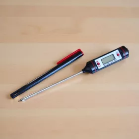 Maghőmérő digitális -50-től +300 °C-ig, 21 cm