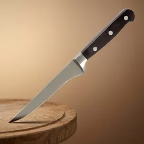 Kovácsolt filézőkés, 18 cm penge, fekete nyél