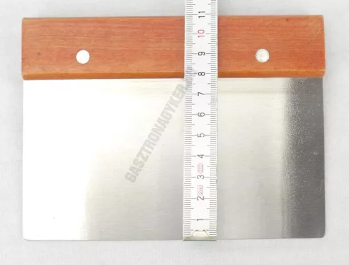 Tésztavágó tésztakaparó (Trokser), fanyelű 15×7,5×11 cm