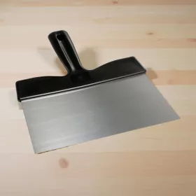   Spakli, prémium, műanyag nyéllel, magas penge 200 mm széles