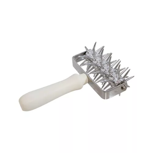 Tésztalyukasztó, tüskés, 12 cm, alumínium