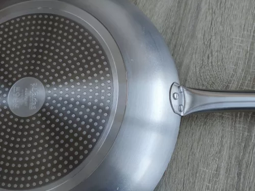 Alumíniumserpenyő, 36 cm, tapadásmentes, rm nyéllel, indukciós, Pujadas