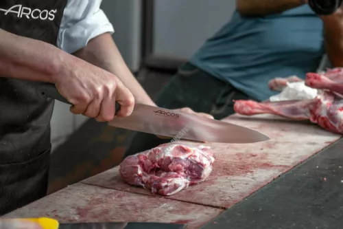 Arcos Colour Prof szakácskés, 30 cm penge, csúszásmentes gumírozott markolat, színkódos 