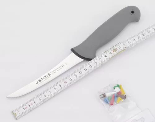 Arcos Colour Prof csontozókés, 15 cm hajlított penge, csúszásmentes gumírozott markolat, színkódos