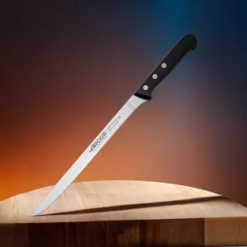 Arcos Universal szeletelőkés, 24 cm