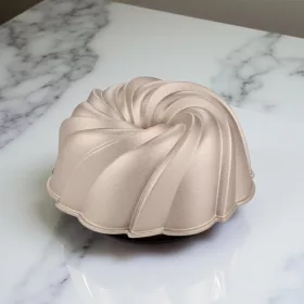 Magas kuglófsütő forma, szélkerék, 24 cm, Delícia