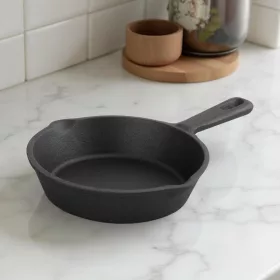 Tálalóserpenyő, 25×5 cm, öntöttvas