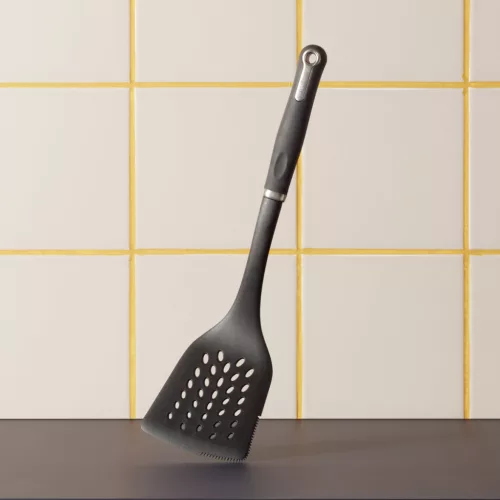Fordítólapát, perforált, 35,3 cm, gumírozott nyél, Let's Cook